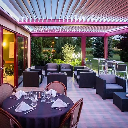 Ambotel Hotel